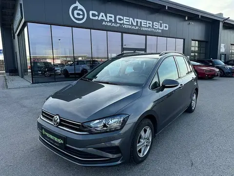 Used VOLKSWAGEN GOLF Petrol 2018 Ad 