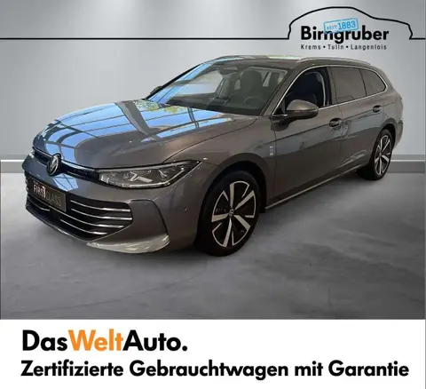 Used VOLKSWAGEN PASSAT Petrol 2024 Ad 