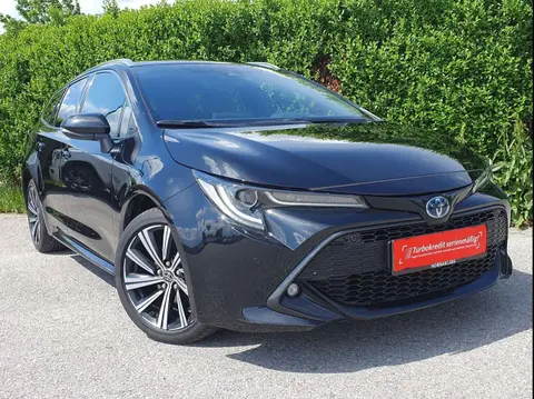 Used TOYOTA COROLLA Hybrid 2022 Ad 