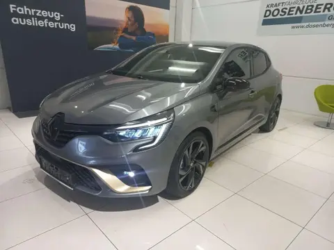 Used RENAULT CLIO Hybrid 2023 Ad 