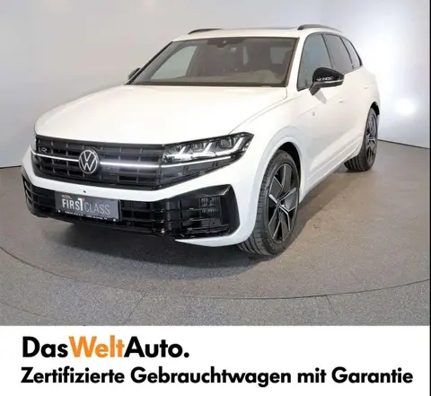 Used VOLKSWAGEN TOUAREG Hybrid 2024 Ad 