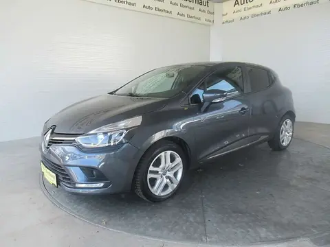 Used RENAULT CLIO Petrol 2017 Ad 