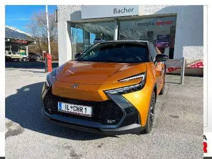 Used TOYOTA C-HR Hybrid 2023 Ad 