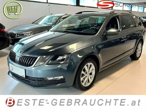 Used SKODA OCTAVIA Petrol 2018 Ad 