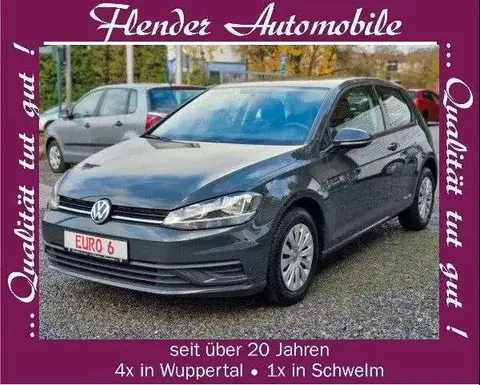 Used VOLKSWAGEN GOLF Petrol 2017 Ad 