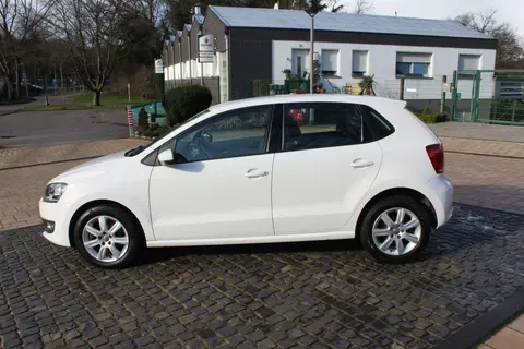 Used VOLKSWAGEN POLO Petrol 2015 Ad 