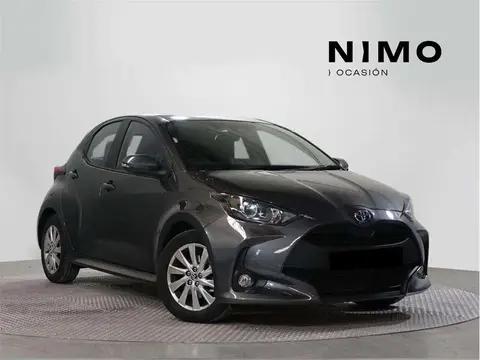 Used TOYOTA YARIS Hybrid 2021 Ad 