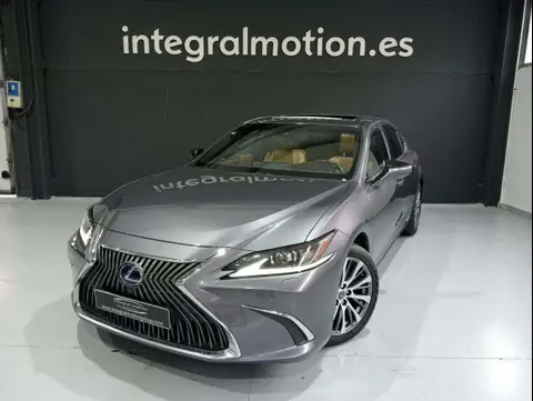 Used LEXUS ES Hybrid 2020 Ad 