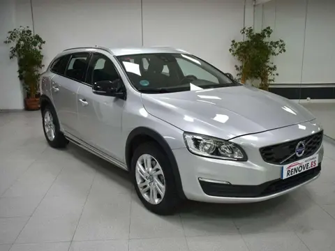 Used VOLVO V60 Diesel 2018 Ad 