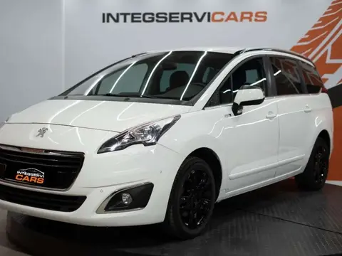 Annonce PEUGEOT 5008 Essence 2016 d'occasion 