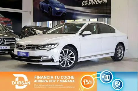 Used VOLKSWAGEN PASSAT Petrol 2016 Ad 