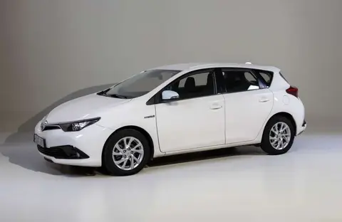 Used TOYOTA AURIS Hybrid 2016 Ad 