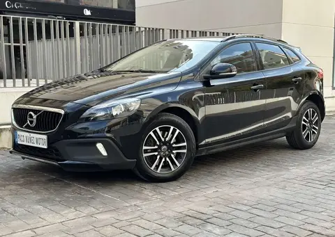 Used VOLVO V40 Diesel 2017 Ad 