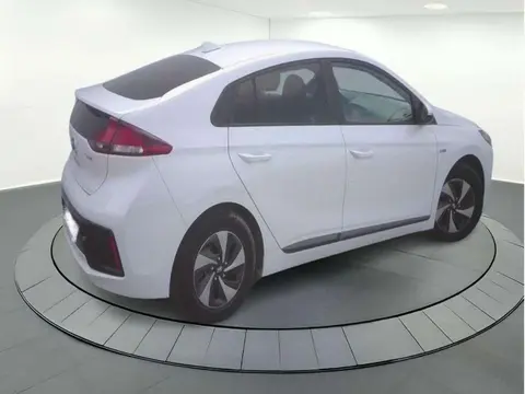 Used HYUNDAI IONIQ Hybrid 2018 Ad 