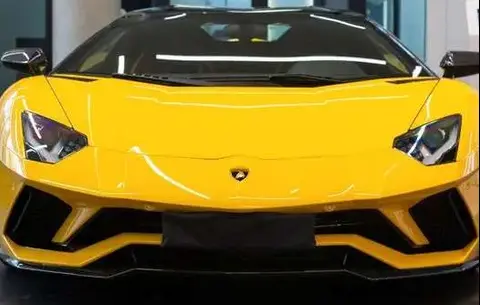 Used LAMBORGHINI AVENTADOR Petrol 2018 Ad 