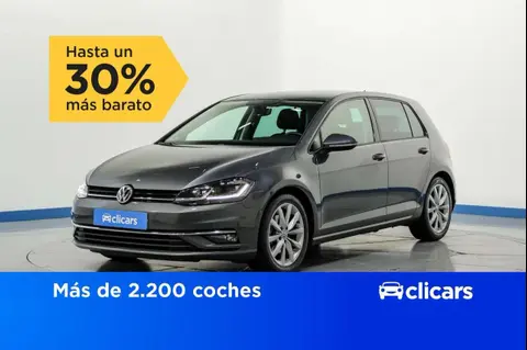 Used VOLKSWAGEN GOLF Petrol 2017 Ad 