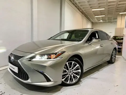 Used LEXUS ES Hybrid 2020 Ad 