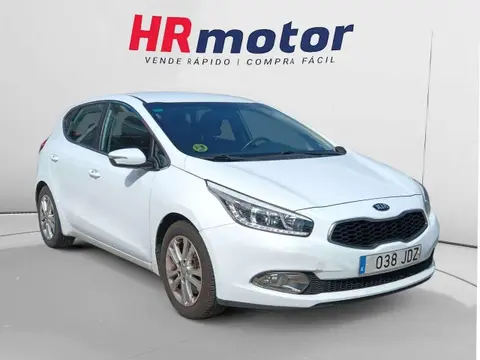 Annonce KIA CEED Essence 2015 d'occasion 