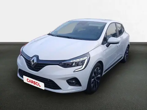 Used RENAULT CLIO Hybrid 2022 Ad 