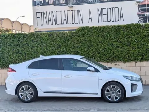 Used HYUNDAI IONIQ Hybrid 2019 Ad 