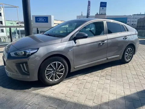 Used HYUNDAI IONIQ Electric 2022 Ad 