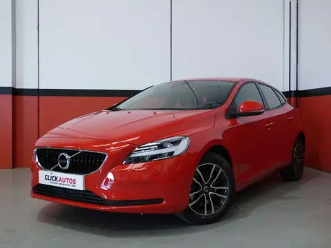 Annonce VOLVO V40 Essence 2019 d'occasion 