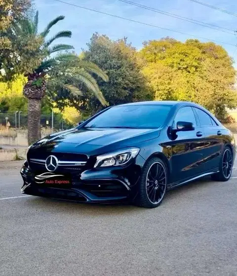 Used MERCEDES-BENZ CLASSE CLA Petrol 2017 Ad 