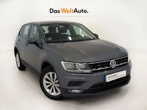 Used VOLKSWAGEN TIGUAN Petrol 2017 Ad 