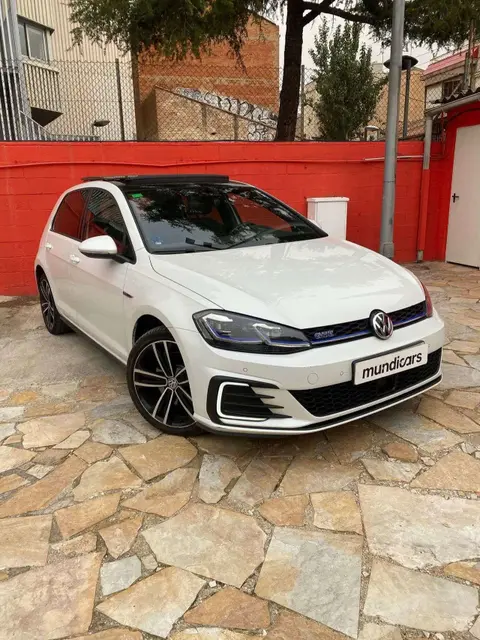 Used VOLKSWAGEN GOLF  2017 Ad 