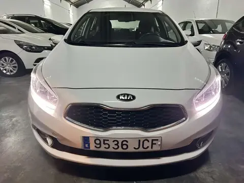 Used KIA CEED Diesel 2015 Ad 