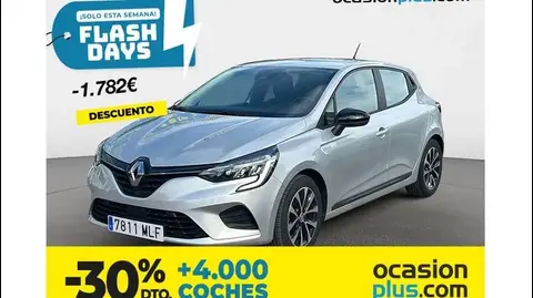 Used RENAULT CLIO Hybrid 2023 Ad 