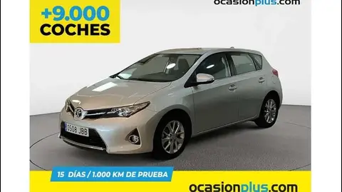 Used TOYOTA AURIS Petrol 2014 Ad 