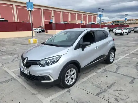 Annonce RENAULT CAPTUR Essence 2019 d'occasion 