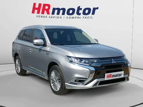 Used MITSUBISHI OUTLANDER  2019 Ad 