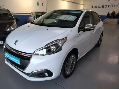 Used PEUGEOT 208 Petrol 2016 Ad 