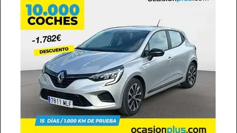 Used RENAULT CLIO Hybrid 2023 Ad 