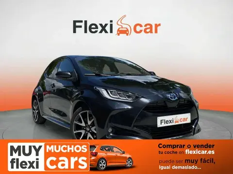 Used TOYOTA YARIS Hybrid 2021 Ad 