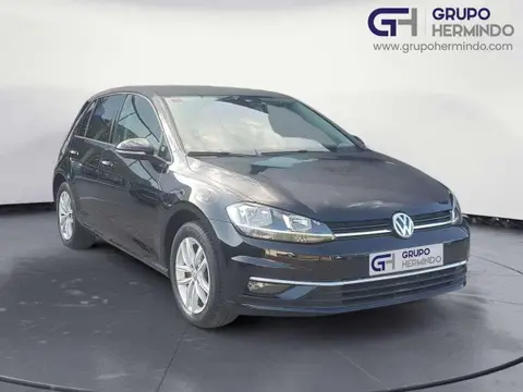 Used VOLKSWAGEN GOLF Petrol 2018 Ad 