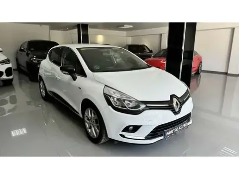 Annonce RENAULT CLIO Essence 2019 d'occasion 