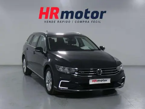 Used VOLKSWAGEN PASSAT Hybrid 2020 Ad 