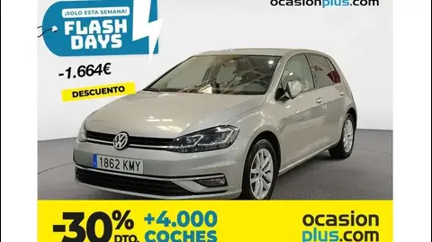 Used VOLKSWAGEN GOLF Petrol 2018 Ad 