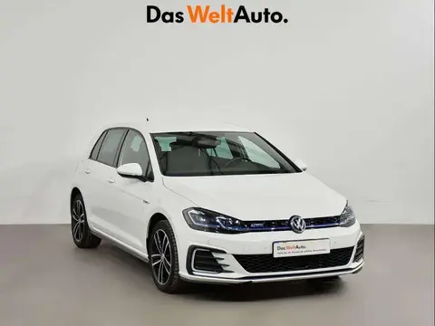 Used VOLKSWAGEN GOLF  2019 Ad 