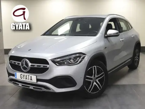 Used MERCEDES-BENZ CLASSE GLA Hybrid 2021 Ad 