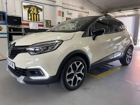 Annonce RENAULT CAPTUR Essence 2019 d'occasion 