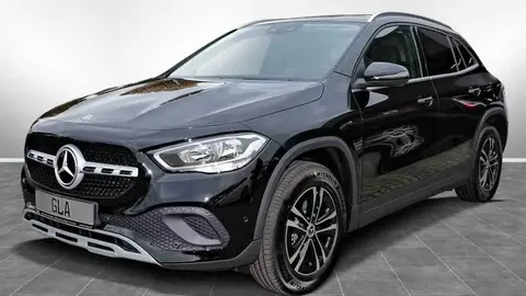 Used MERCEDES-BENZ CLASSE GLA Hybrid 2023 Ad 