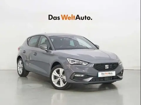 Used SEAT LEON Hybrid 2024 Ad 