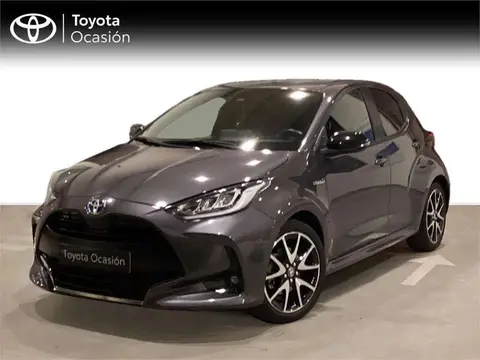 Used TOYOTA YARIS Electric 2020 Ad 