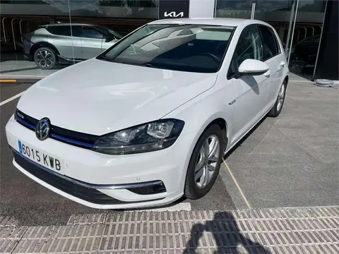 Used VOLKSWAGEN GOLF Petrol 2019 Ad 