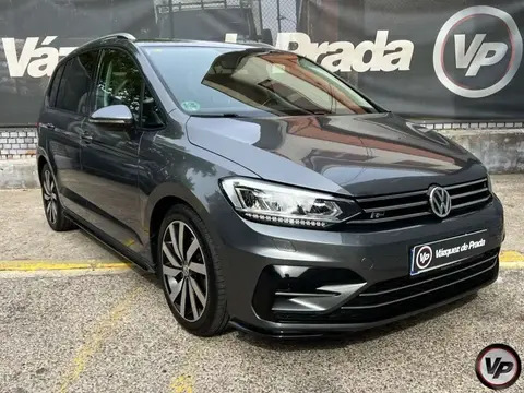 Used VOLKSWAGEN TOURAN Petrol 2018 Ad 