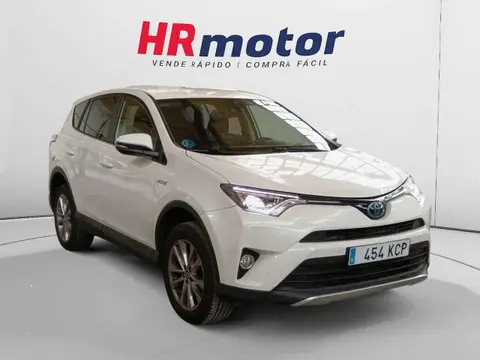 Used TOYOTA RAV4 Hybrid 2017 Ad 